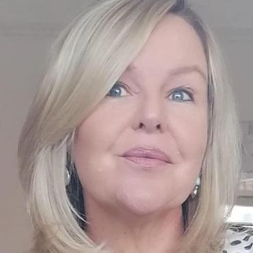 Andrea Evans